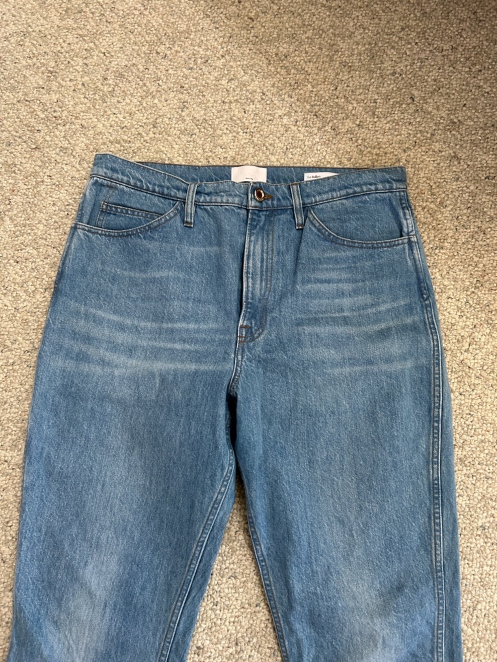 Frame Straight-Leg Jeans - Picture 3 of 10